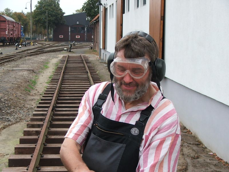 2009-09-30, Museumsbahn Weichenbau38.JPG